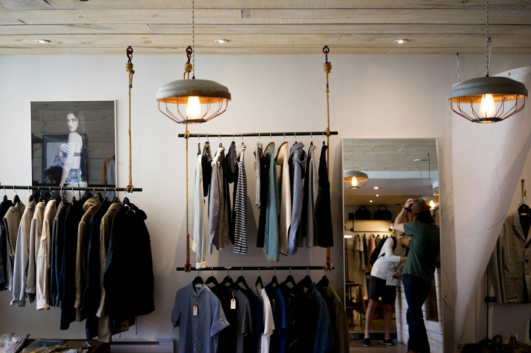 plainclothes store detective